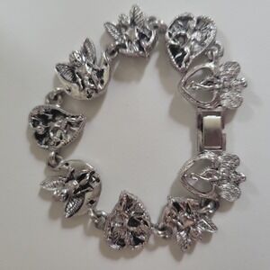 Vintage 1995 Bergdorf Goodman Silver Angel Heart Link Bracelet 7 Inch Fairycore